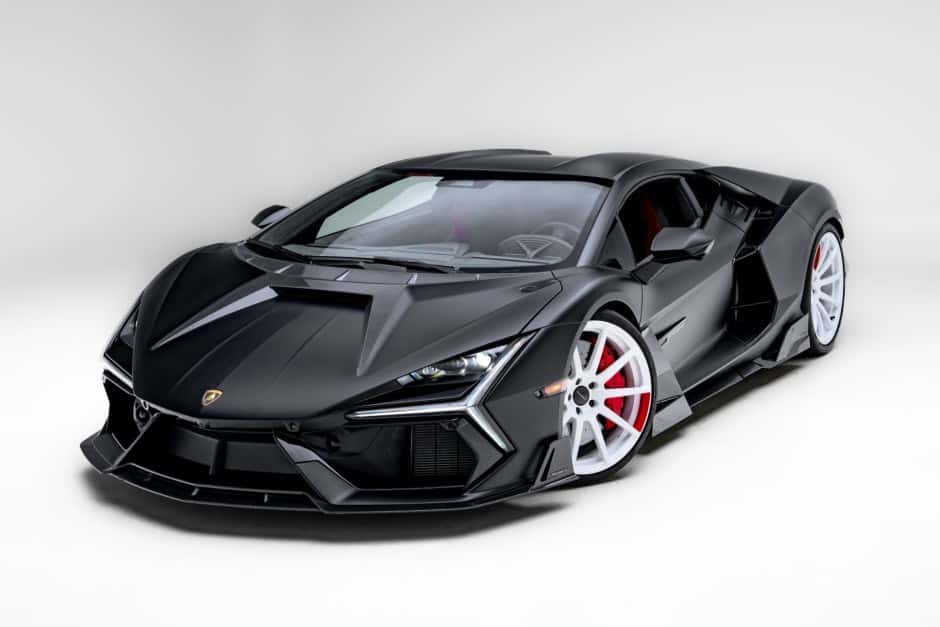 2024 Lamborghini Revuelto sold for $665,000