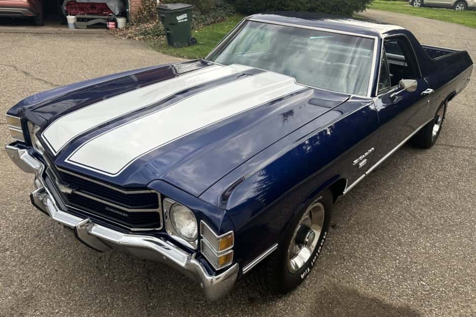 1971 Chevrolet El Camino sold for $30,000