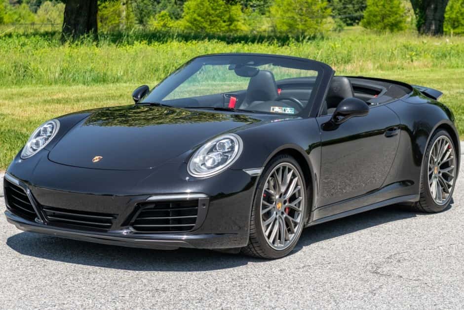 2017 Porsche 991 911 Carrera 4S sold for $100,000