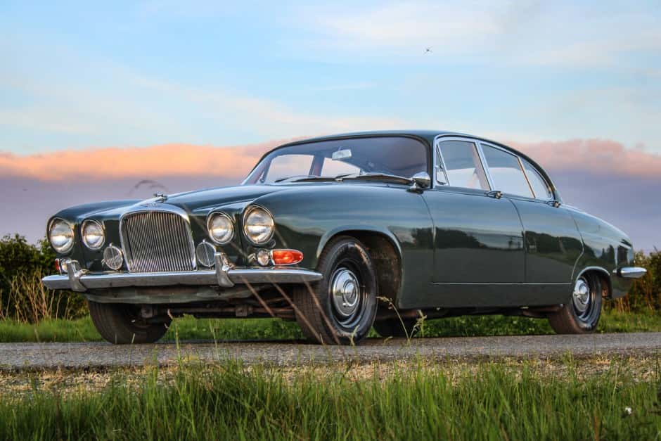1964 Jaguar Mark X & 420G sold for $23,500