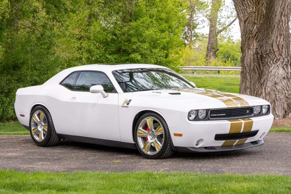 2009 Dodge Challenger SRT8 & 392 sold for $39,303