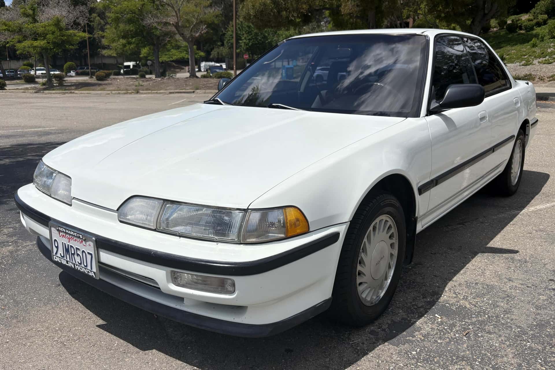 1990 Acura Integra sold for $5,400