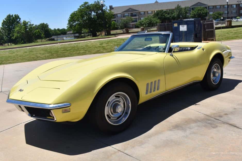 1968 Chevrolet Corvette C3 Convertible sold for $32,000