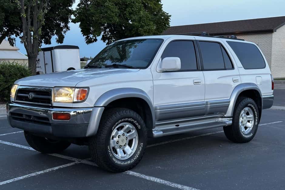 1997 Toyota 4Runner (N180) sold for $11,750