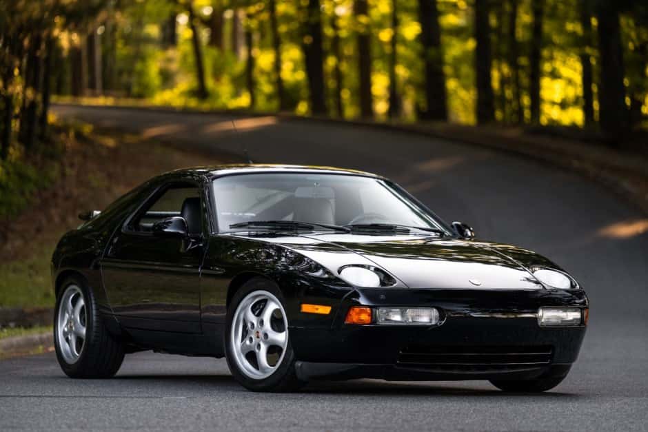 1994 Porsche 928 sold for $268,075