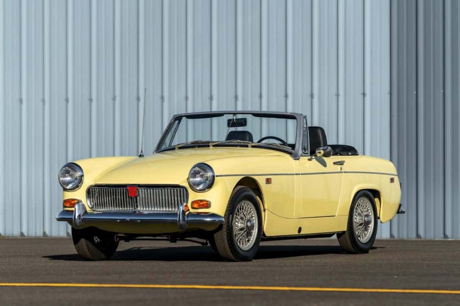 1969 MG Midget sold for $20,000