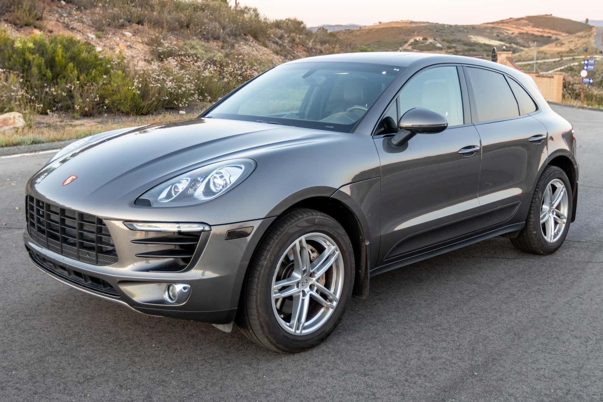 2015 Porsche Macan sold for $16,750