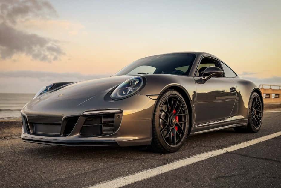 2019 Porsche 991 911 Carrera GTS sold for $95,500
