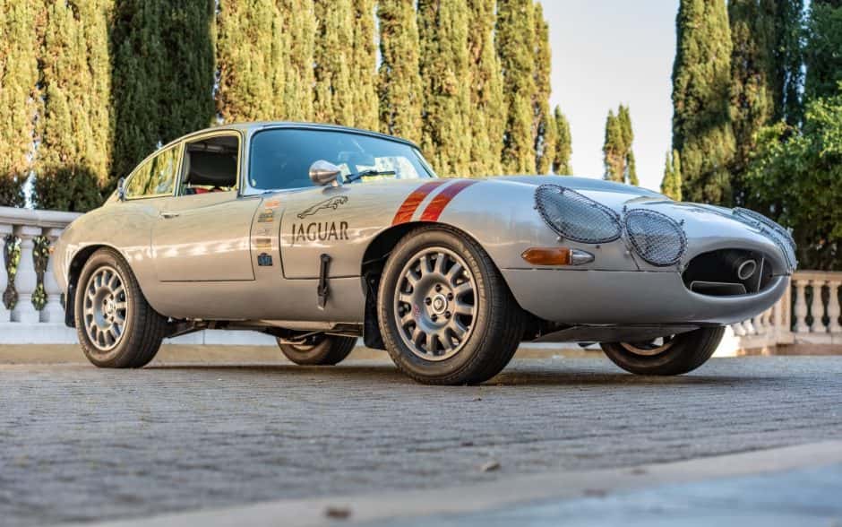 1966 Jaguar XKE Series I sold for $252,500