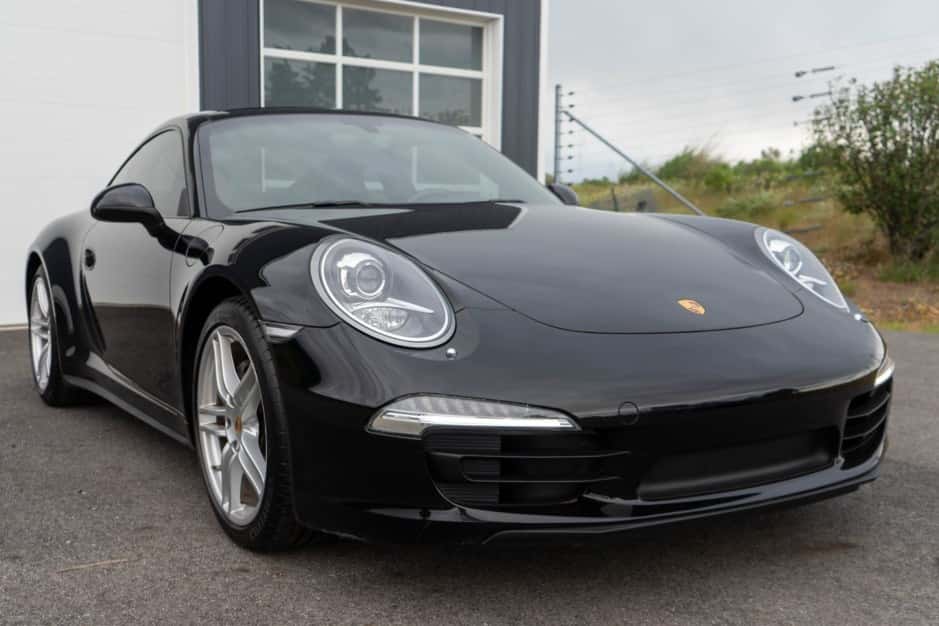 2015 Porsche 991 911 Carrera 4 sold for $64,101