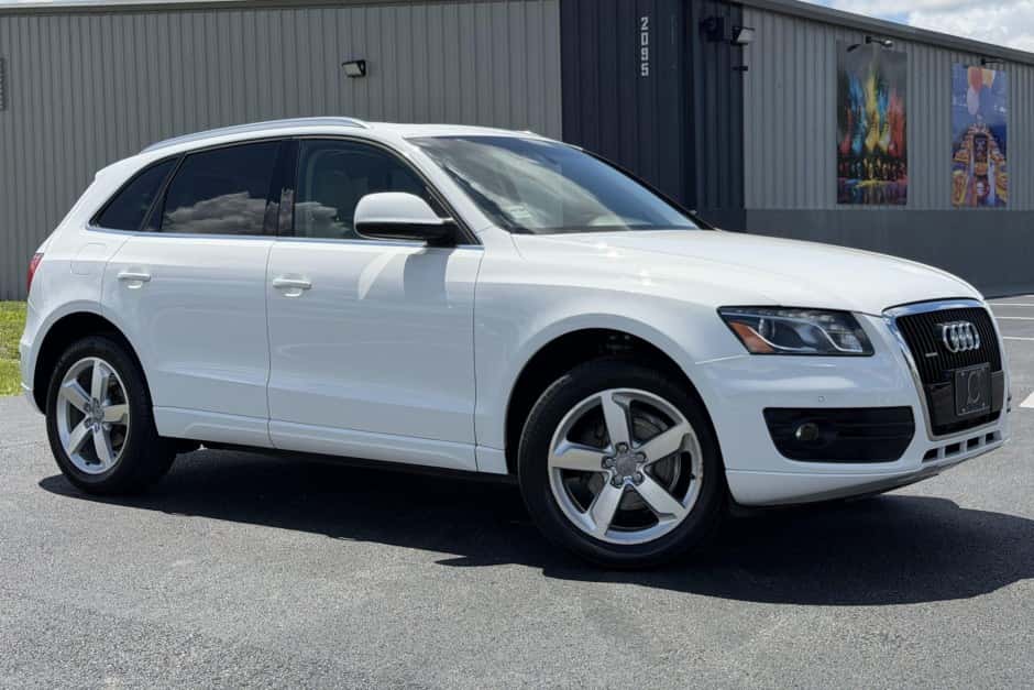 2010 Audi Q5 sold for $13,000