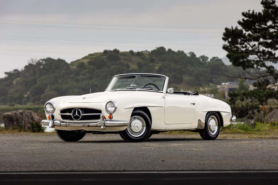 1962 Mercedes-Benz 190SL sold for $67,000