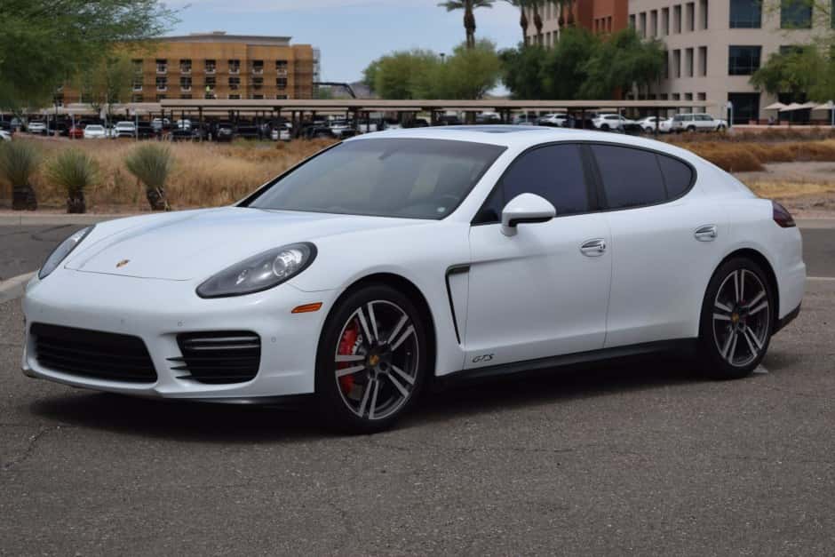 2016 Porsche Panamera sold for $37,250