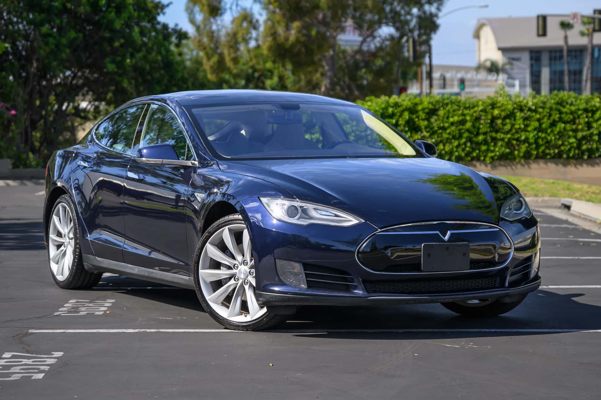 2013 Tesla Model S sold for $13,200