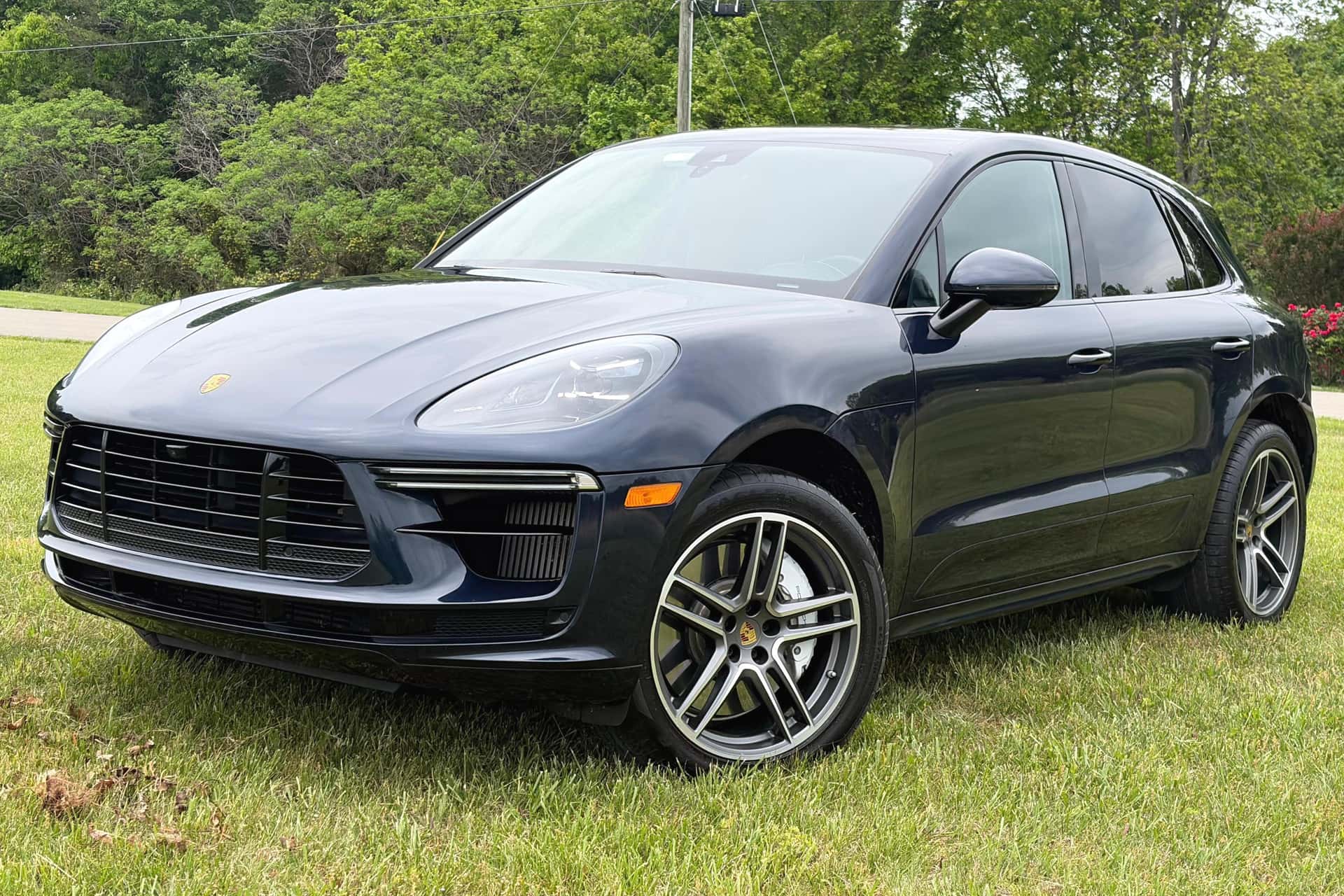 2021 Porsche Macan sold for $41,750