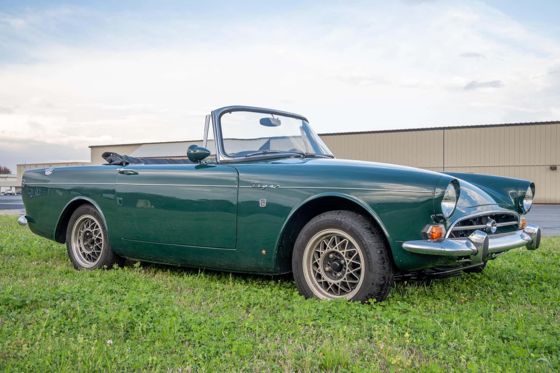1966 Sunbeam Tiger sold for $21,000