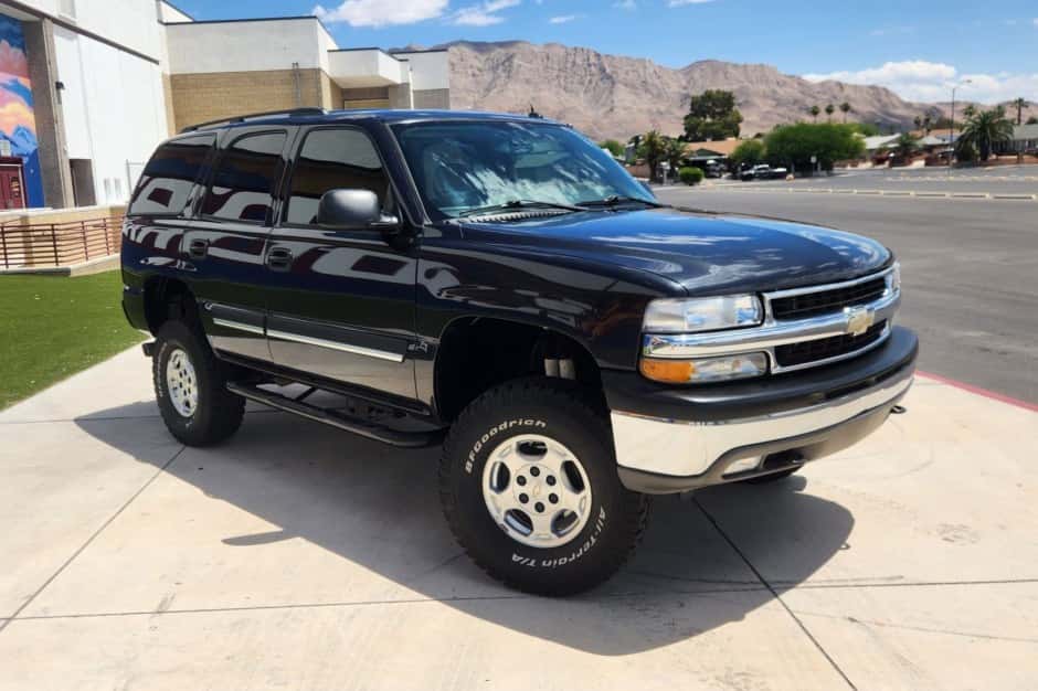 2005 Chevrolet Tahoe GMT800 sold for $17,750