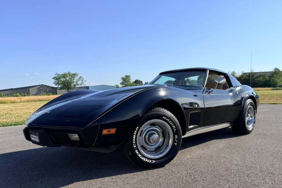 1977 Chevrolet Corvette C3 Coupe (1973-1982) sold for $11,666