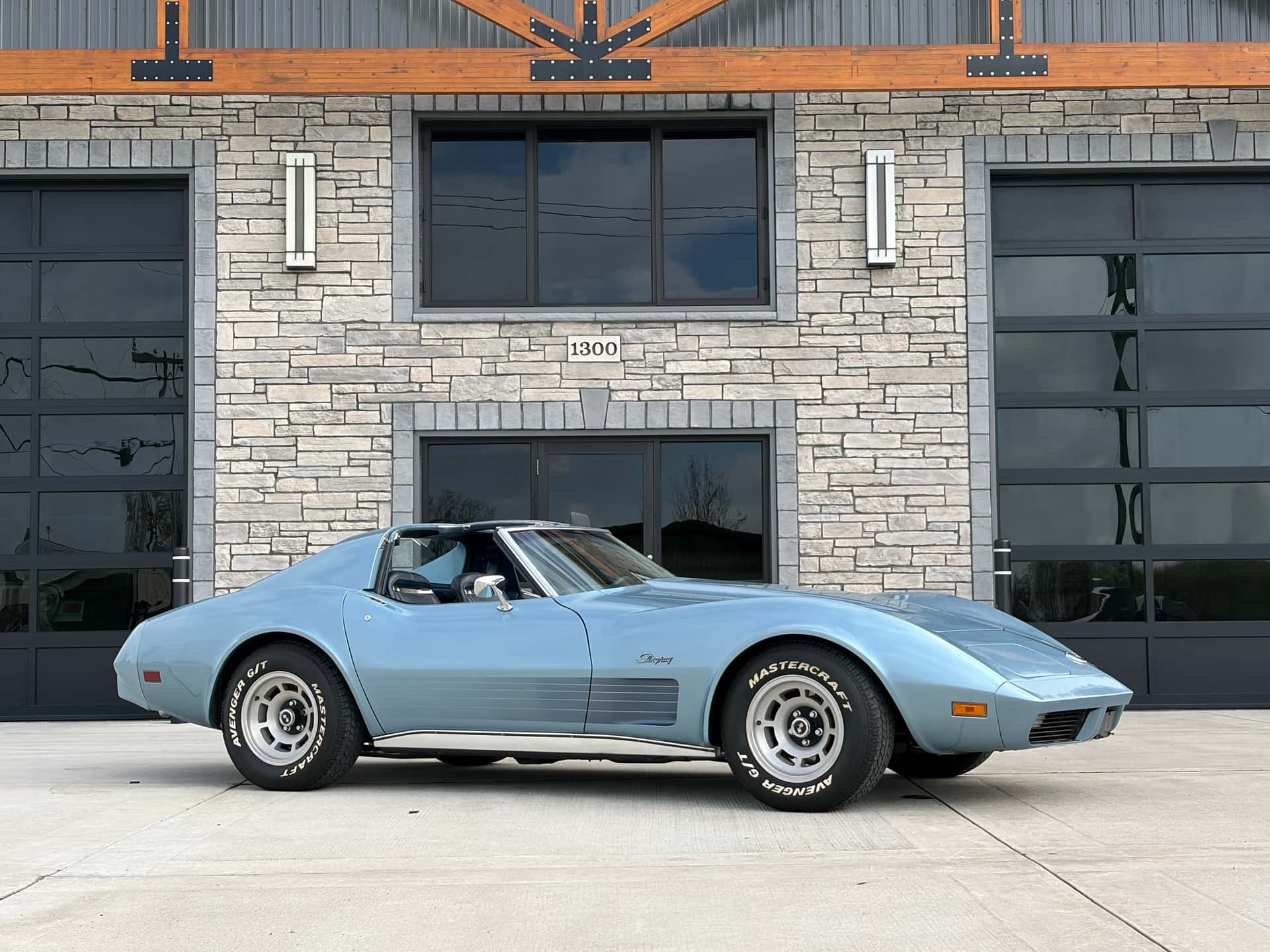 1975 Chevrolet Corvette sold for $15,250