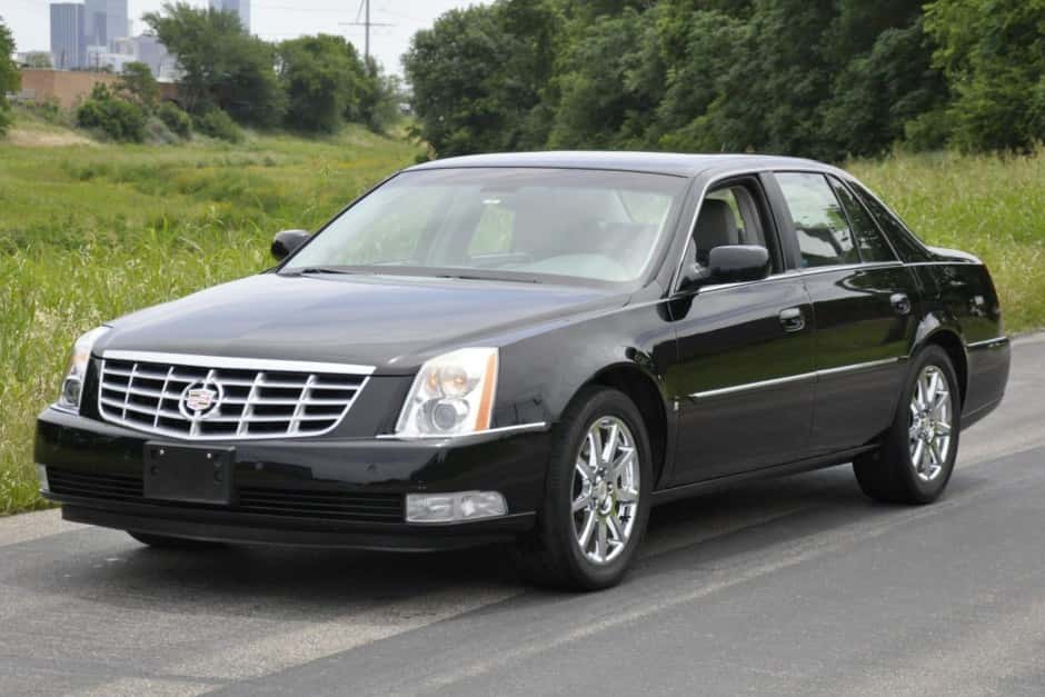 2007 Cadillac DTS sold for $12,500