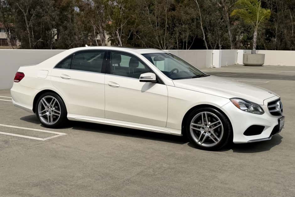 2014 Mercedes-Benz W212 E-Class sold for $19,000
