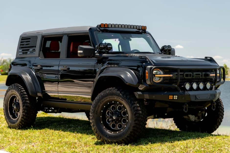 2023 Ford Bronco U725 sold for $99,000