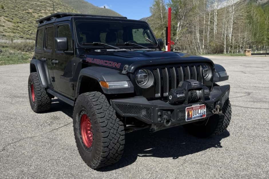 2019 Jeep Wrangler JL (2018+) sold for $20,250