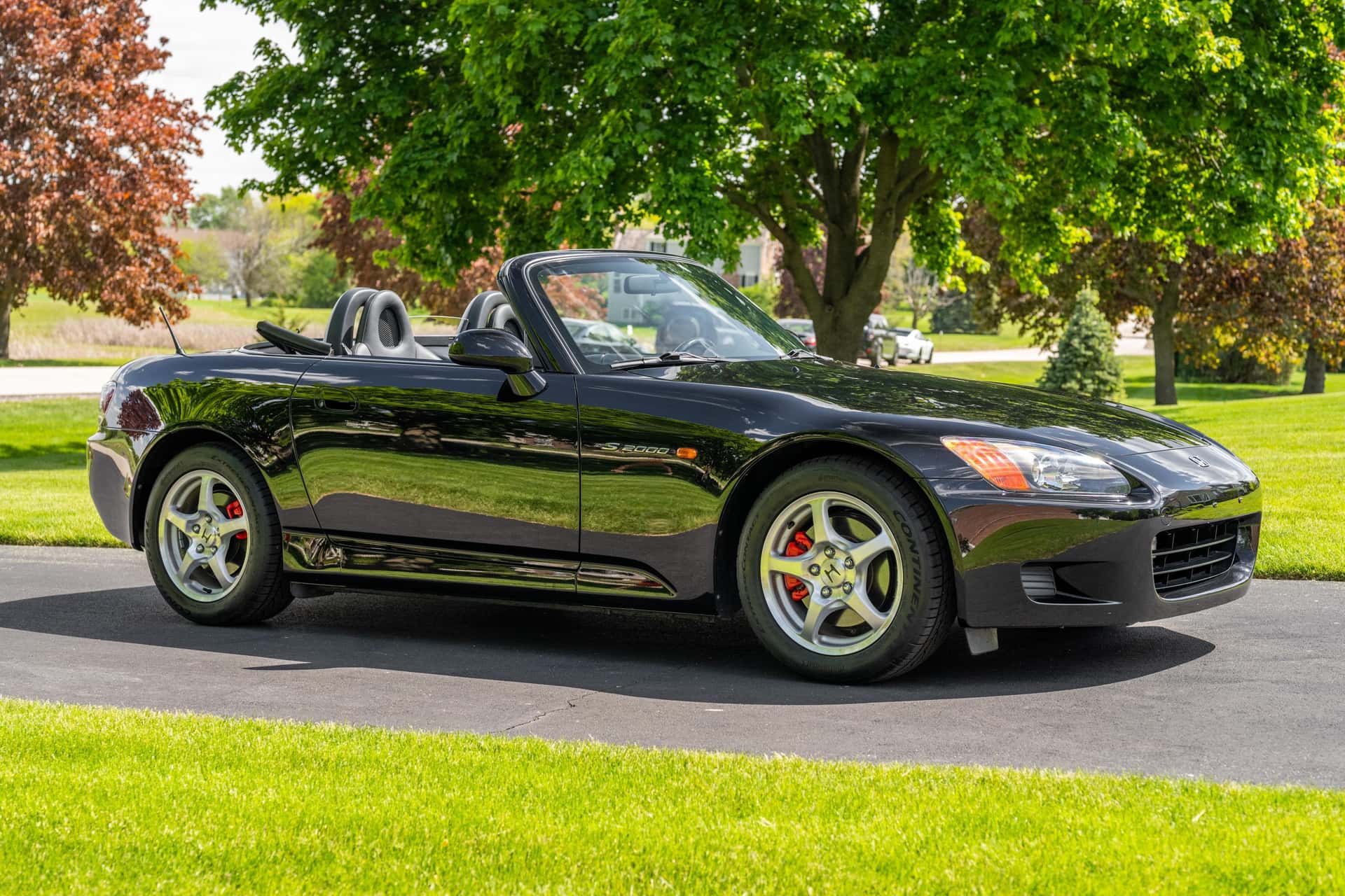 2001 Honda S2000 sold for $30,750