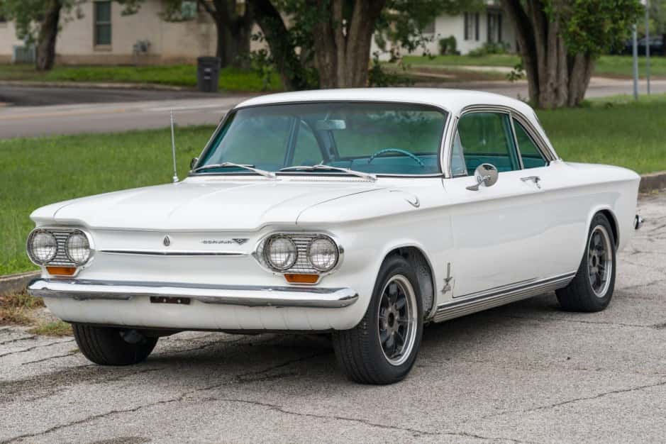 1963 Chevrolet Corvair (1960-1964) sold for $5,100