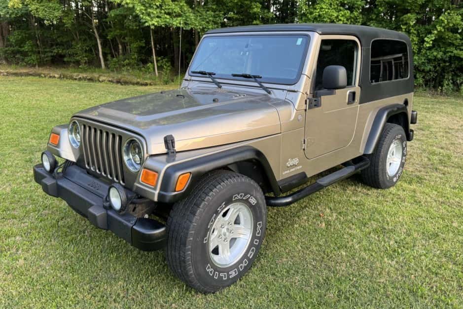 2004 Jeep Wrangler TJ (1997-2006) sold for $16,750