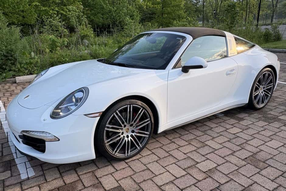 2015 Porsche 991 911 Targa 4S sold for $117,500