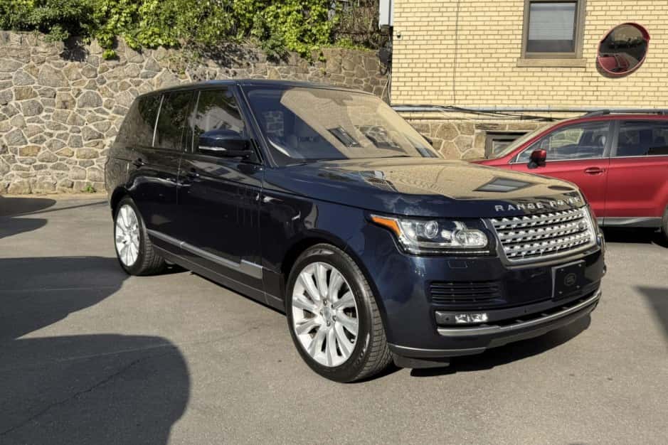 2016 Land Rover Range Rover L405 sold for $17,750