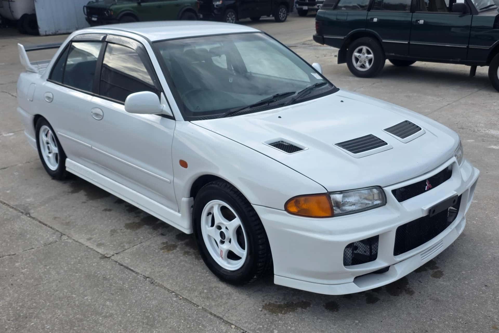 1995 Mitsubishi Lancer Evolution sold for $18,000