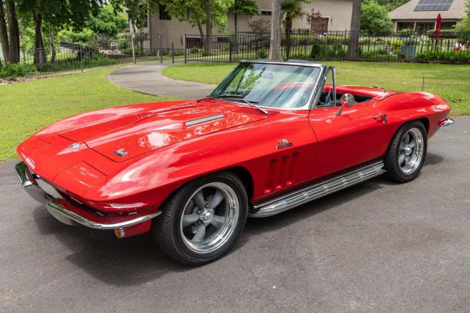 1966 Chevrolet Corvette C2 (1966) sold for $85,000