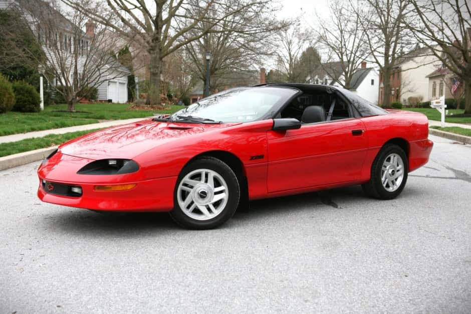 1995 Chevrolet Camaro (4th Generation – 1993-2002) sold for $9,500