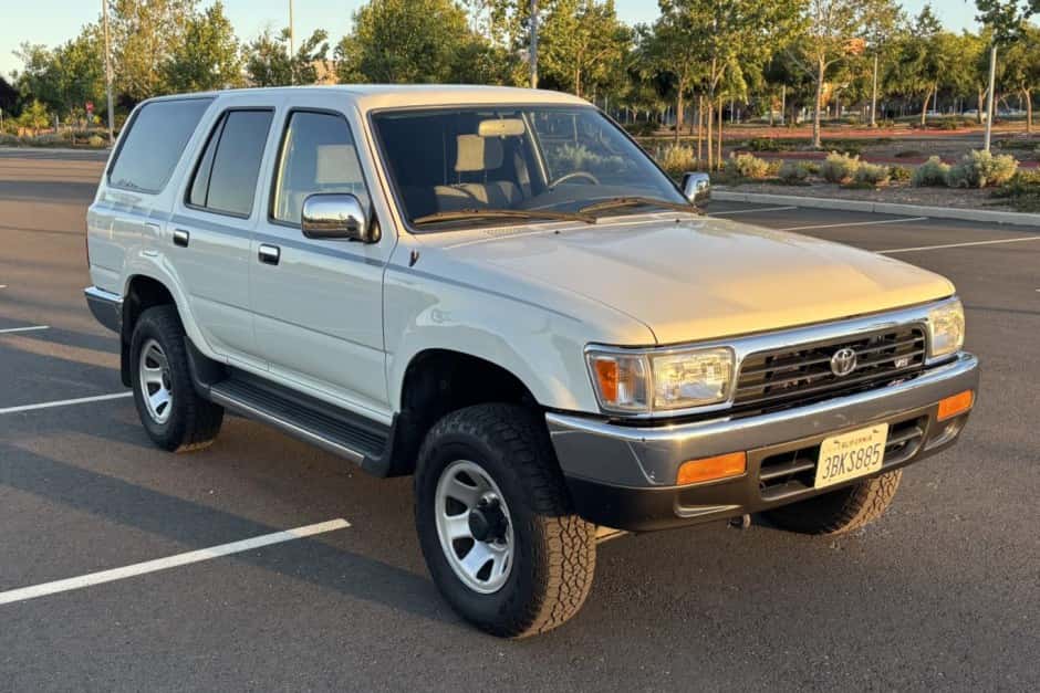 1992 Toyota 4Runner (N120) sold for $21,250