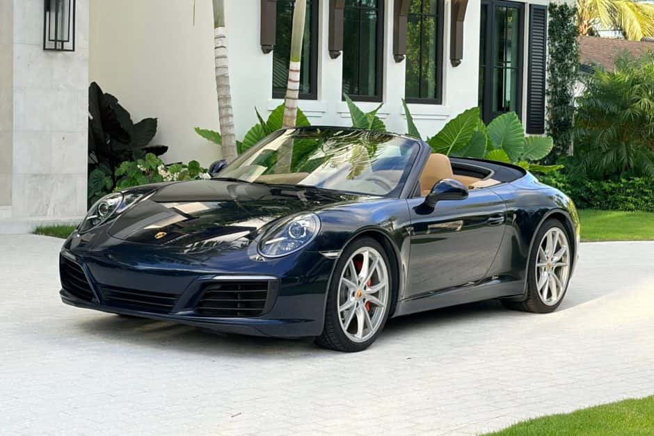 2017 Porsche 991 911 Carrera sold for $84,000