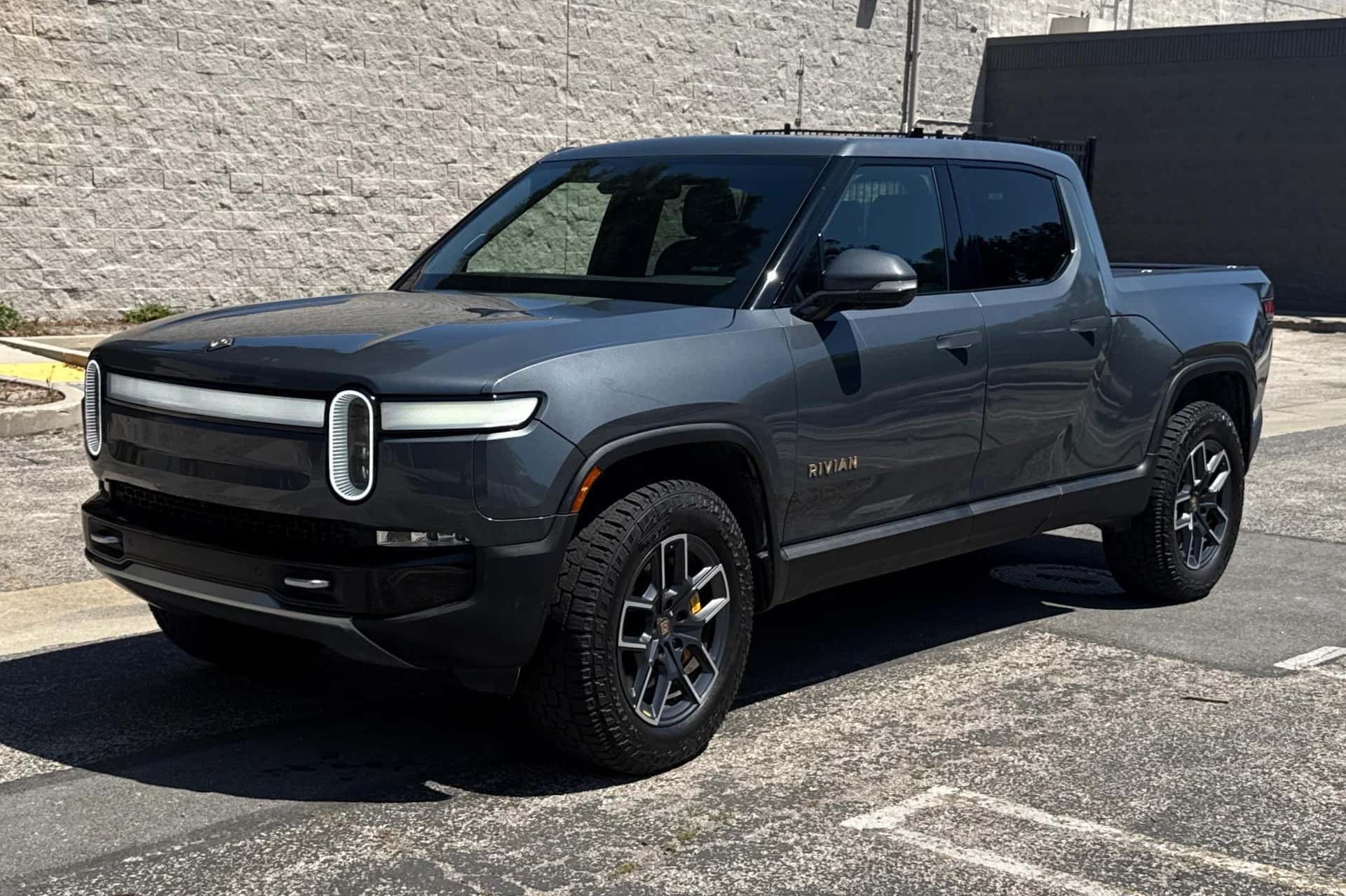 2022 Rivian R1T sold for $46,750