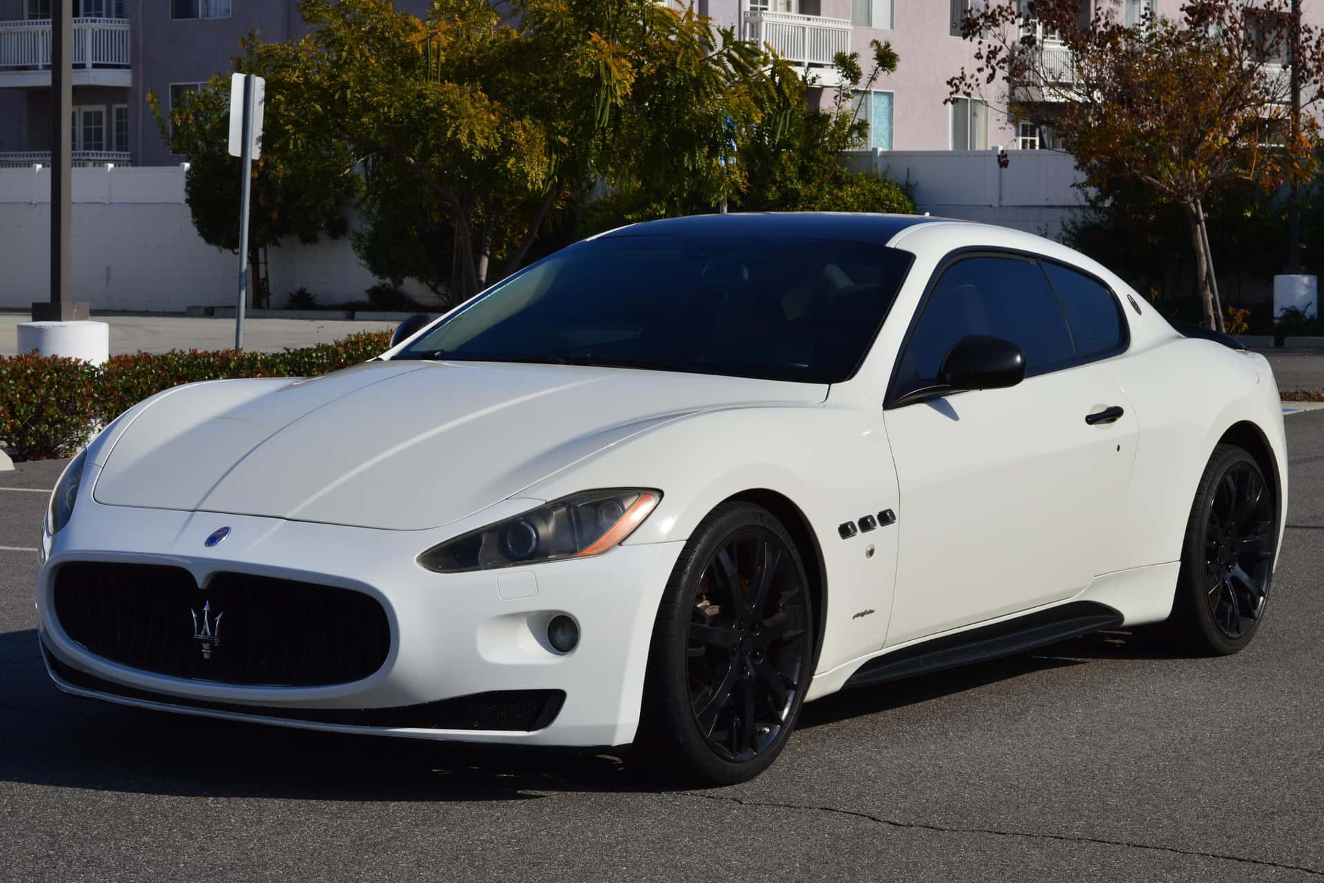 2011 Maserati GranTurismo sold for $15,508