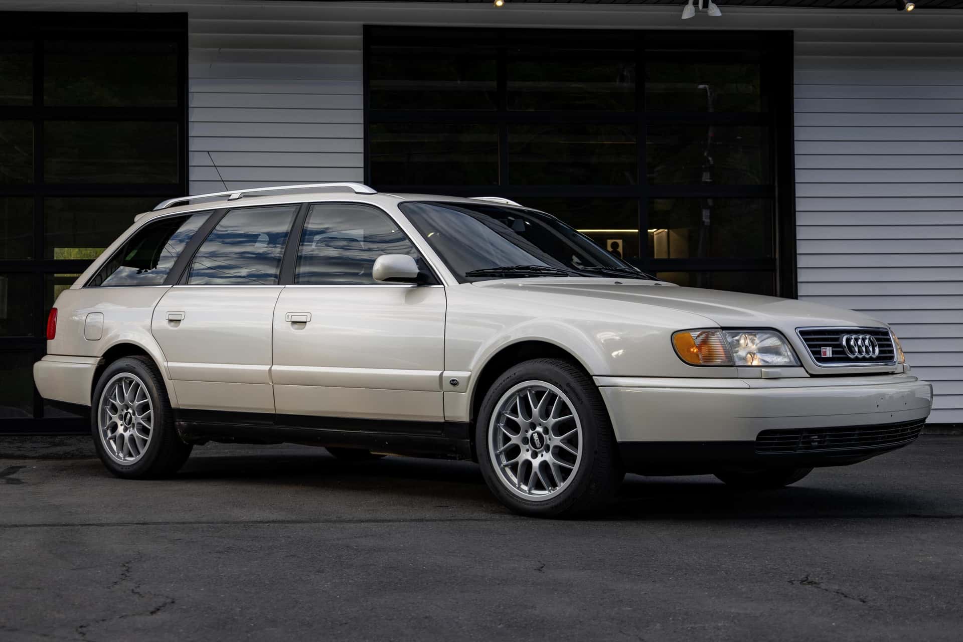 1995 Audi S6 sold for $10,420