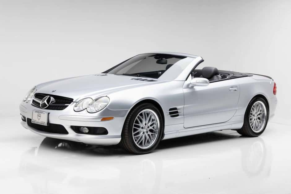 2006 Mercedes-Benz R230 SL sold for $10,500