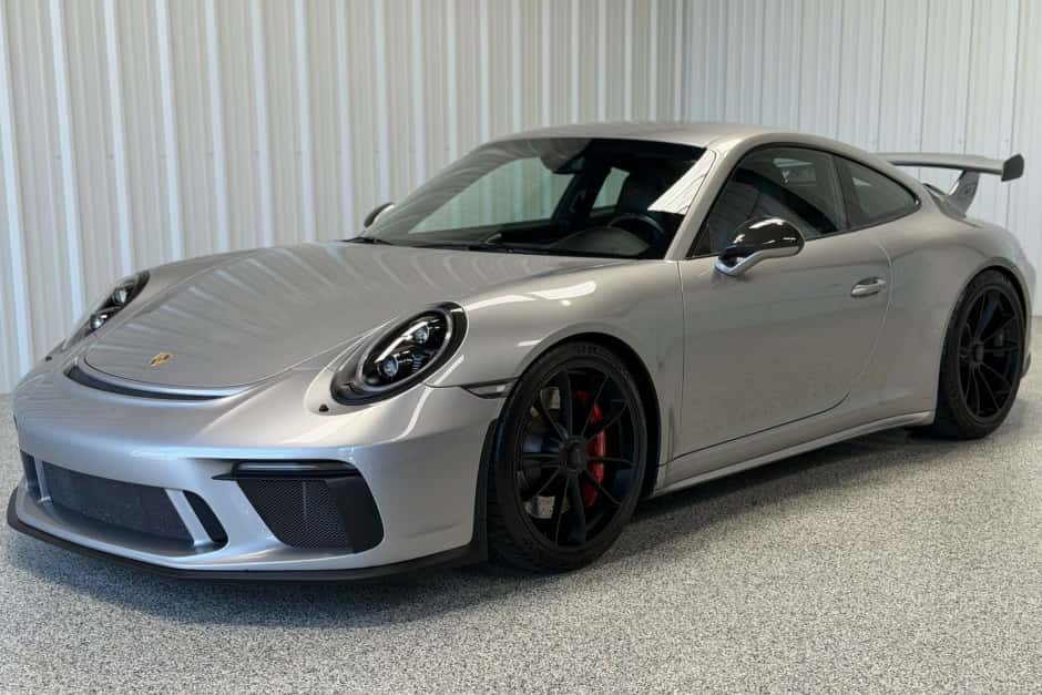 2018 Porsche 991 911 GT3 sold for $193,000