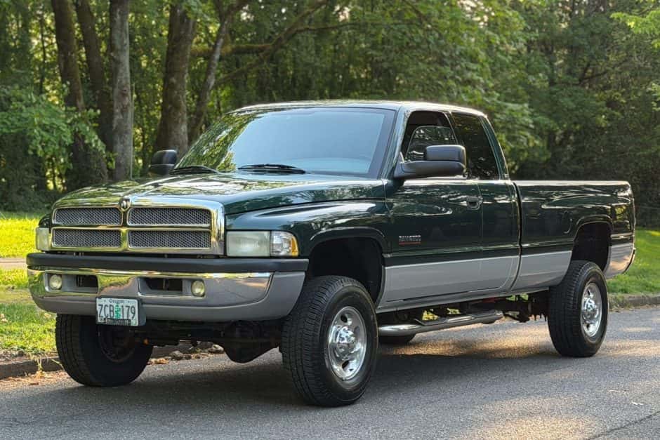 2002 Dodge Ram HD (1994-2002) sold for $27,500