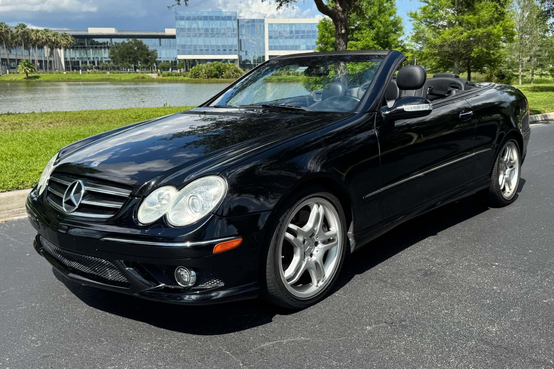 2008 Mercedes-Benz CLK-Class sold for $5,805