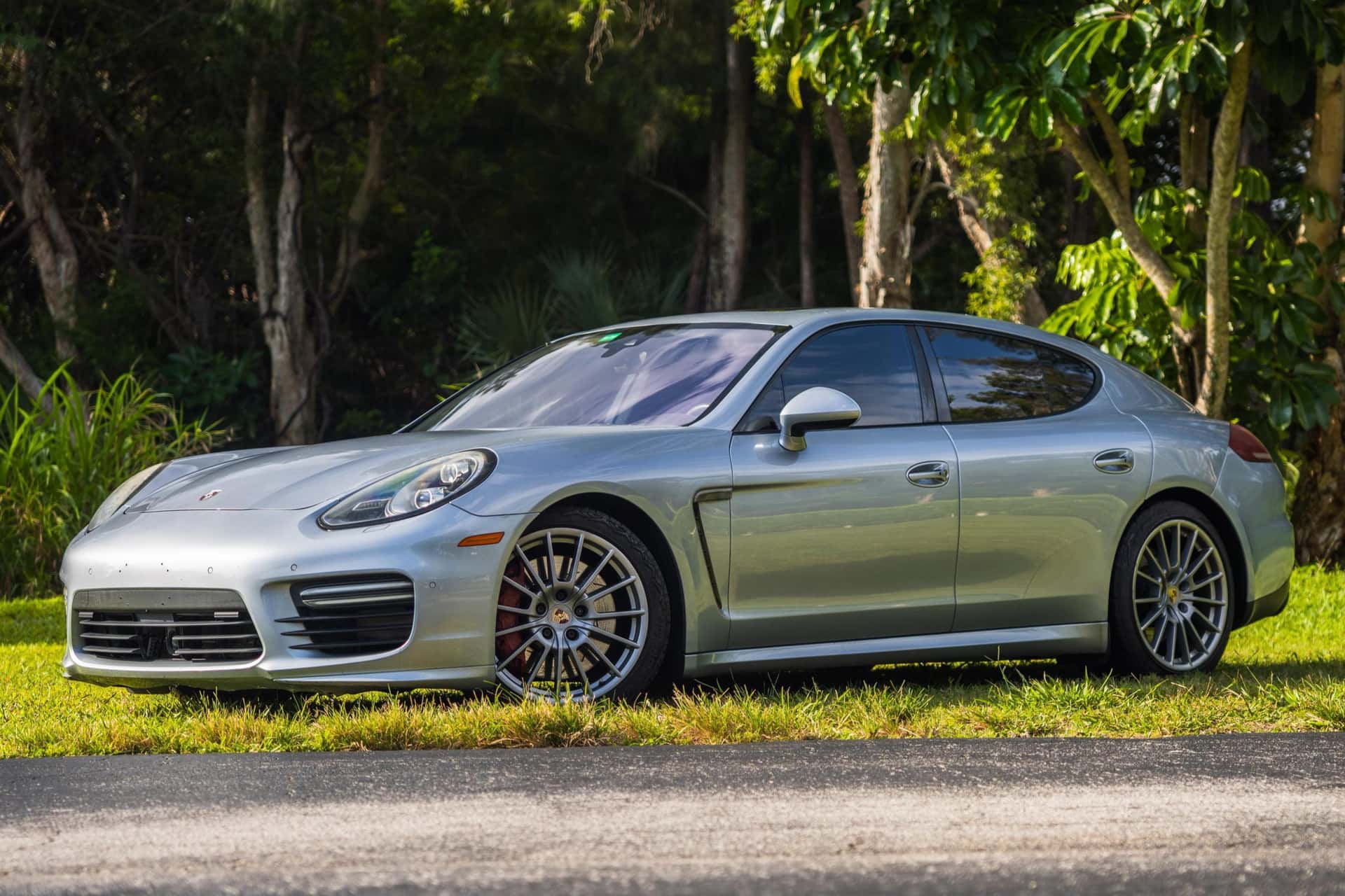 2014 Porsche Panamera sold for $16,500