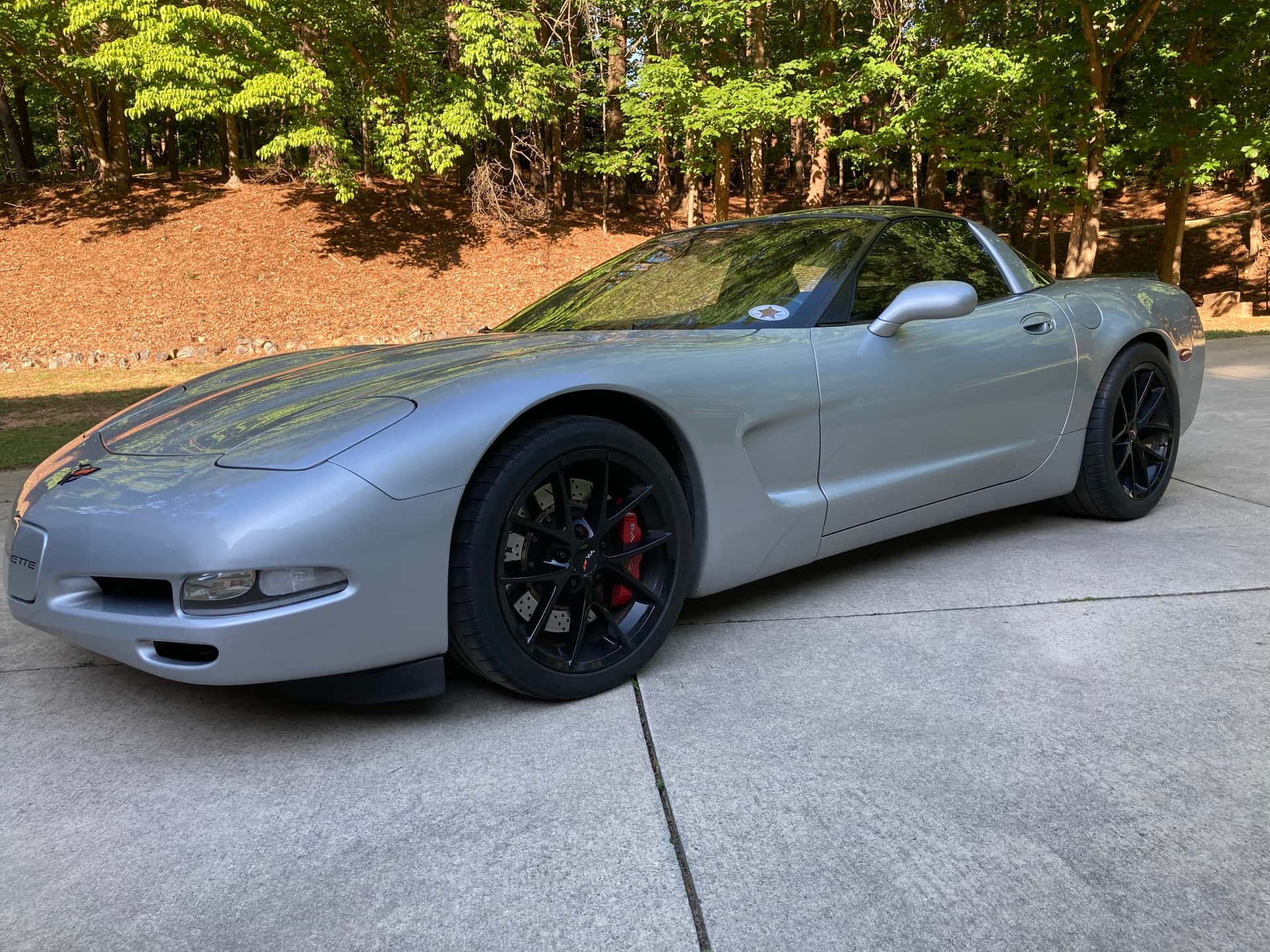 2000 Chevrolet Corvette sold for $21,500