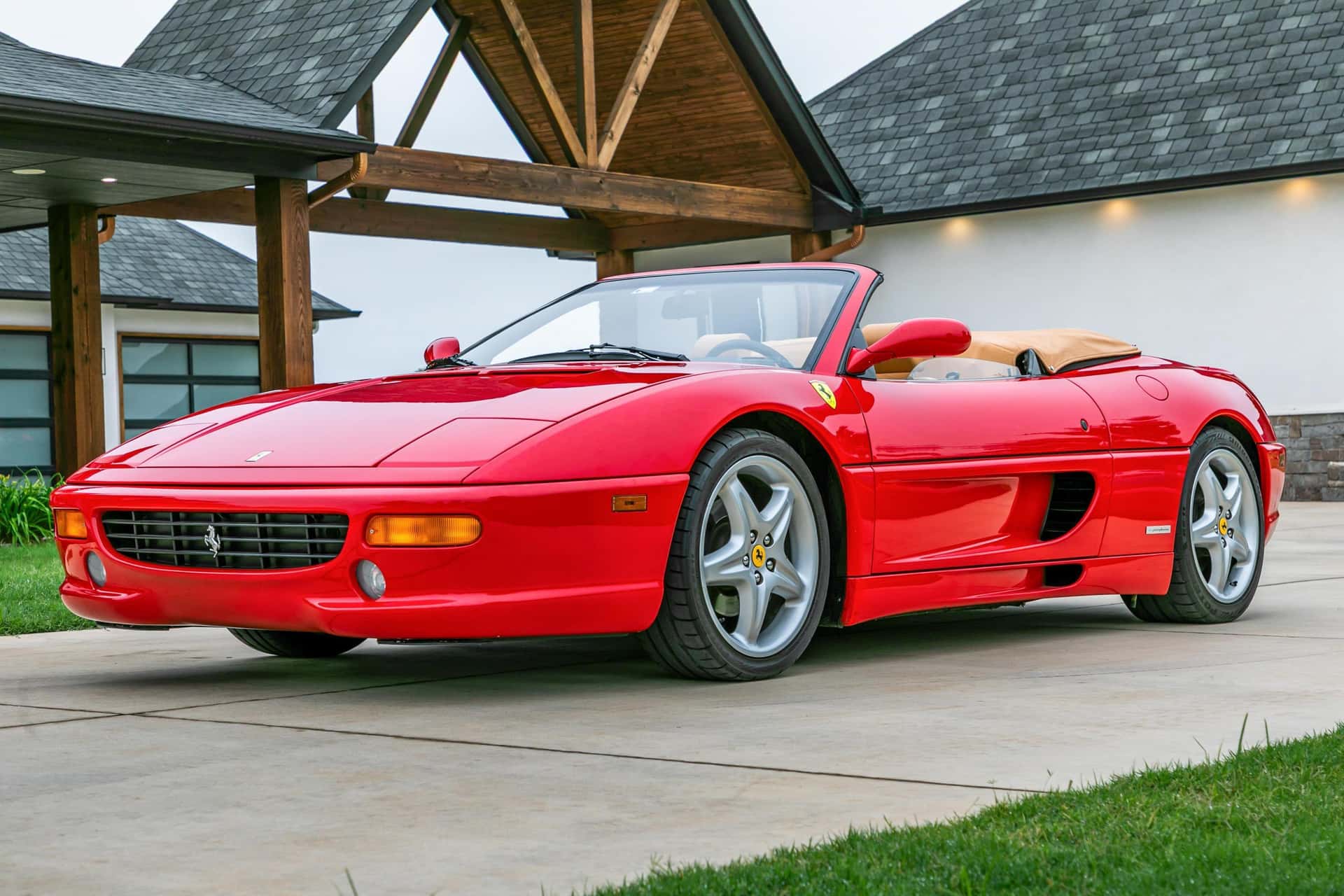 1999 Ferrari F355 sold for $95,500