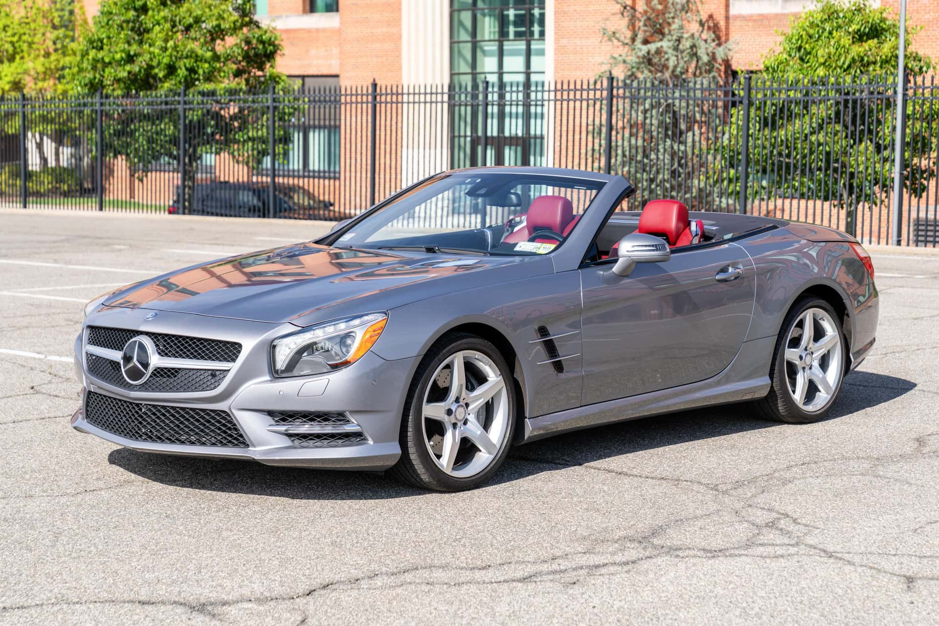 2013 Mercedes-Benz R231 SL sold for $25,750