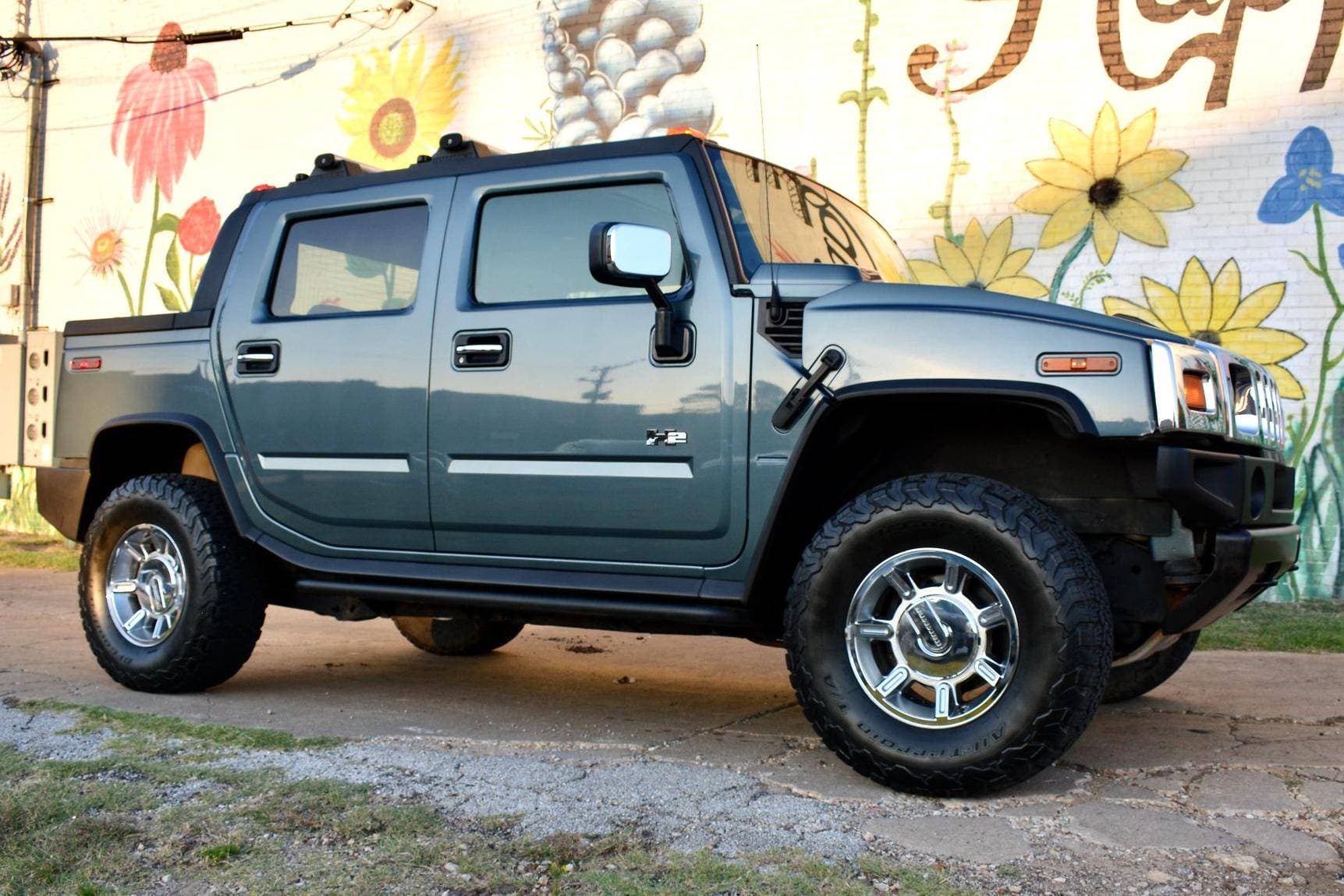 Hummer H2 classic car