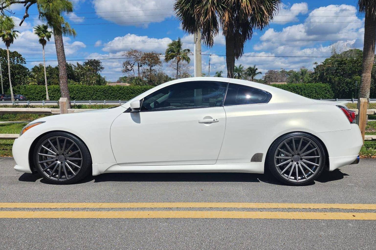 2013 Infiniti G37 sold for $14,400